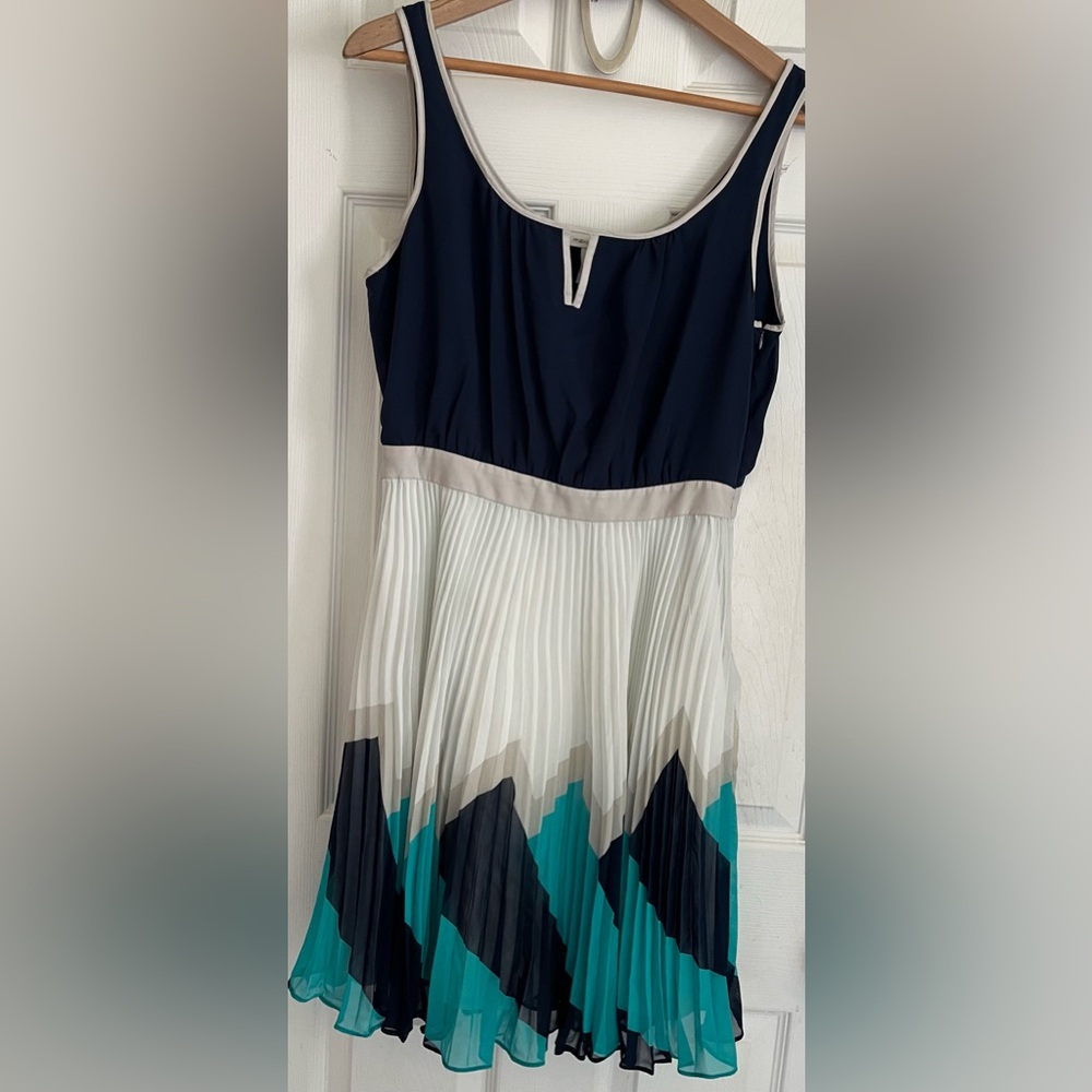 MAX AND CLEO - Navy, White, Cream and Teal Pleated Dress